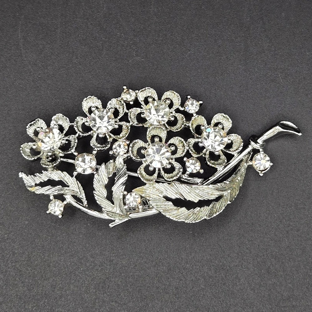 Vintage Lisner 2.5"‎ Silver Tone Floral Leaf Rhinestone Brooch Signed